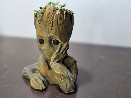Concrete Sculpture – Groot (Guardians of the Galaxy)